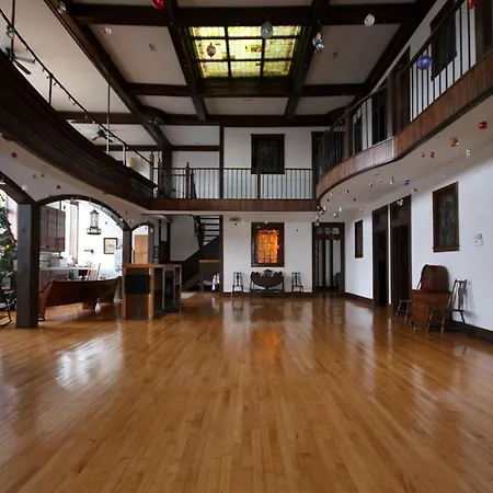 Mcgrady Inn