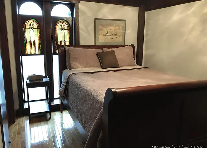 Hotel Mcgrady Charleston